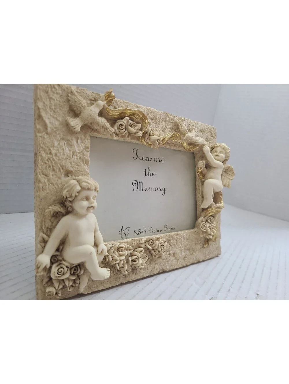 Vintage Resin Cherub Angel Picture Photo Frame 3.5x5